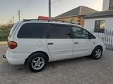 Volkswagen Sharan 1996 года за 3 500 000 тг. в Уральск – фото 3