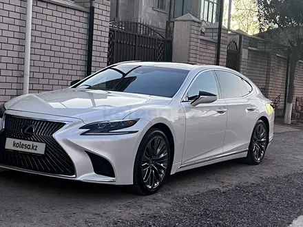 Lexus LS 500 2020 года за 35 000 000 тг. в Алматы