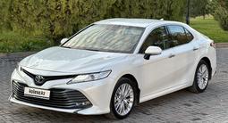 Toyota Camry 2019 годаfor13 900 000 тг. в Шымкент