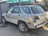 Lexus RX 300 1998 года за 3 900 000 тг. в Актобе – фото 2