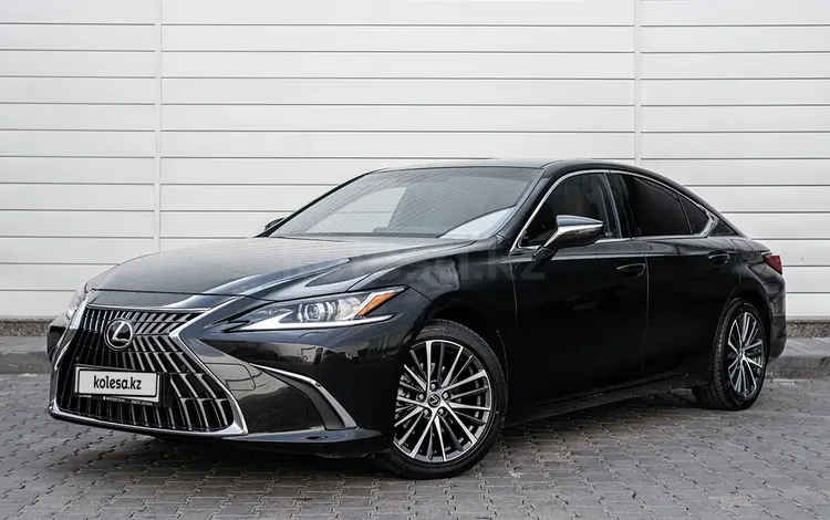 Lexus ES 250 2023 года за 24 000 000 тг. в Астана