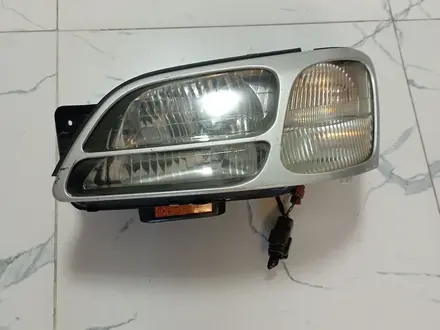 Фара левая за 26 000 тг. в Алматы