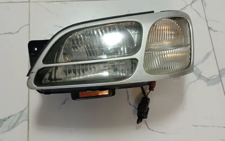 Фара левая за 26 000 тг. в Алматы
