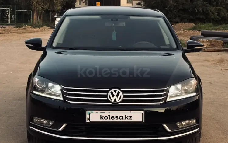 Volkswagen Passat 2013 года за 5 500 000 тг. в Алматы