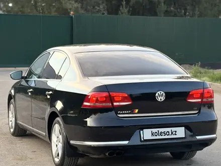 Volkswagen Passat 2013 года за 5 500 000 тг. в Алматы – фото 26
