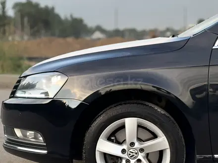 Volkswagen Passat 2013 года за 5 500 000 тг. в Алматы – фото 7