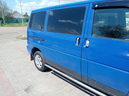 Volkswagen Caravelle 2002 года за 4 600 000 тг. в Рудный – фото 3