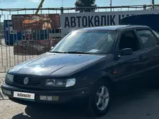 Volkswagen Passat, 1994