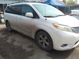 Toyota Sienna 2012 годаfor11 000 000 тг. в Кордай – фото 2