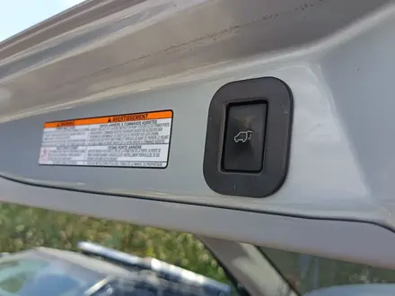 Toyota Sienna 2015 года за 13 500 000 тг. в Алматы – фото 21