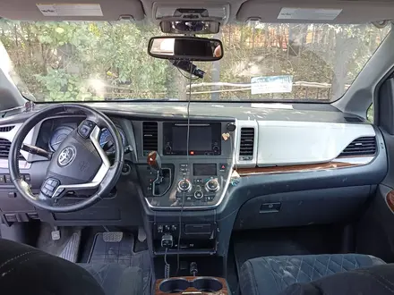 Toyota Sienna 2015 года за 13 500 000 тг. в Алматы – фото 33