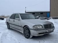 Mercedes-Benz C 200 1996 годаfor2 700 000 тг. в Караганда