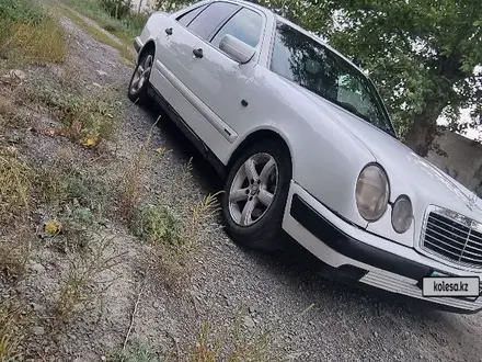 Mercedes-Benz E 280 1996 года за 2 000 000 тг. в Атбасар – фото 2