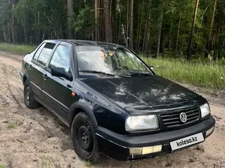 Volkswagen Vento, 1993