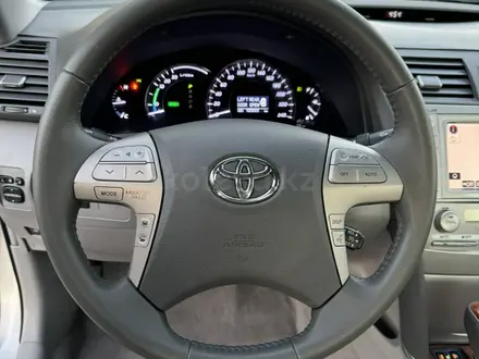 Toyota Camry 2011 года за 8 500 000 тг. в Шымкент – фото 22