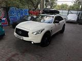 Infiniti QX70 2014 года за 13 500 000 тг. в Алматы – фото 2