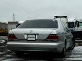 Mercedes-Benz S 320 1997 года за 5 000 000 тг. в Караганда – фото 4