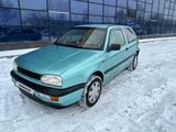 Volkswagen Golf 1994 года за 1 700 000 тг. в Караганда