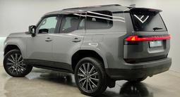 Lexus GX 550 Luxury+ 2024 года за 56 000 000 тг. в Алматы – фото 4