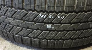 Резина летняя 255/55 r19 Bridgestone одиночка, из Японии за 65 000 тг. в Алматы