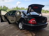 Mercedes-Benz E 240 2003 года за 5 400 000 тг. в Костанай – фото 5