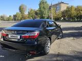 Toyota Camry 2015 года за 11 000 000 тг. в Астана – фото 4