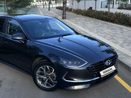 Hyundai Sonata 2022 года за 10 650 000 тг. в Астана – фото 2
