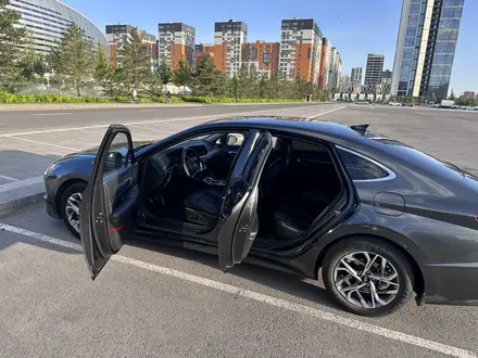 Hyundai Sonata 2022 года за 10 650 000 тг. в Астана – фото 13