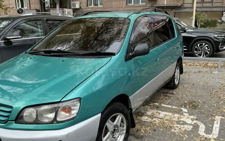 Toyota Ipsum 1996 годаfor3 300 000 тг. в Алматы