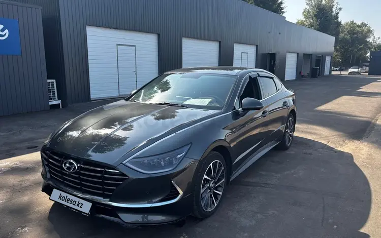 Hyundai Sonata 2022 года за 9 099 225 тг. в Алматы