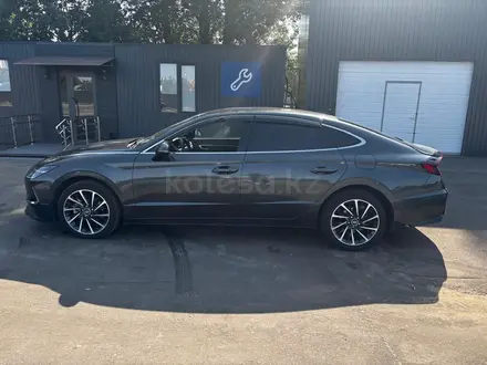 Hyundai Sonata 2022 года за 9 099 225 тг. в Алматы – фото 8