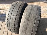 Шины 205/55 R16 — "Bridgestone Blizzak Revo GZ" (Япония), летние.үшін10 000 тг. в Астана – фото 2