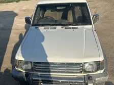 Mitsubishi Pajero, 1992