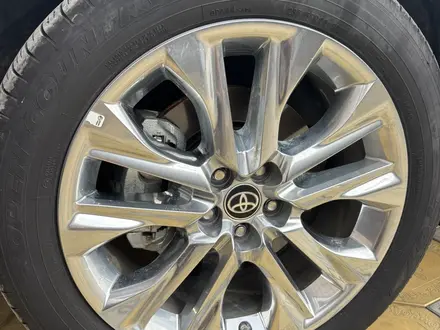 Toyota Highlander 2024 года за 29 000 000 тг. в Атырау – фото 9