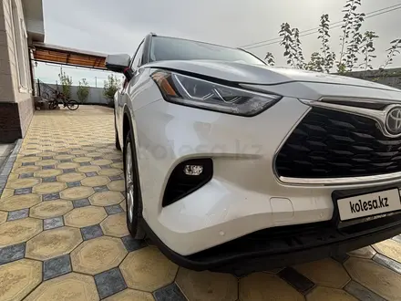 Toyota Highlander 2024 года за 29 000 000 тг. в Атырау