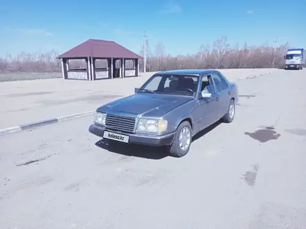 Mercedes-Benz E 230 1991 года за 950 000 тг. в Астана – фото 7