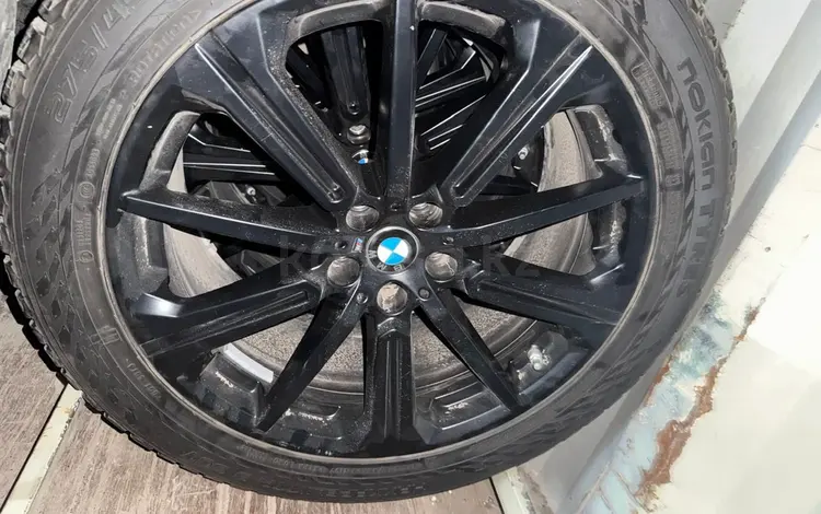 Диски с зимней резиной bmw g05 за 1 000 000 тг. в Караганда