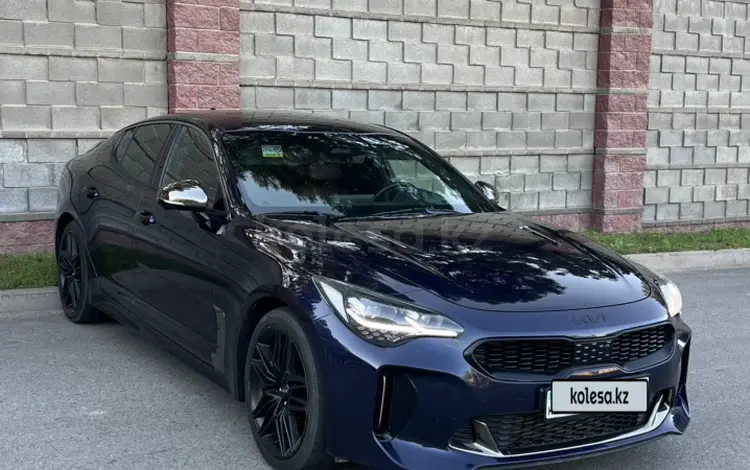 Kia Stinger 2022 года за 18 200 000 тг. в Алматы