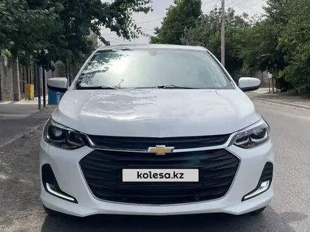 Chevrolet Onix 2025 года за 6 200 000 тг. в Шымкент