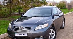 Toyota Camry 2006 года за 5 650 000 тг. в Уральск – фото 2