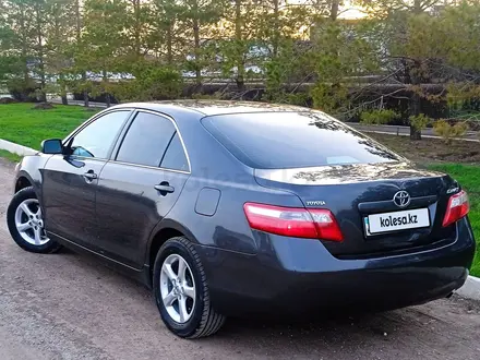 Toyota Camry 2006 года за 5 650 000 тг. в Уральск – фото 4