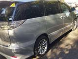 Toyota Estima 2006 года за 7 500 000 тг. в Уральск – фото 2