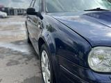 Volkswagen Golf 2001 года за 1 600 000 тг. в Караганда