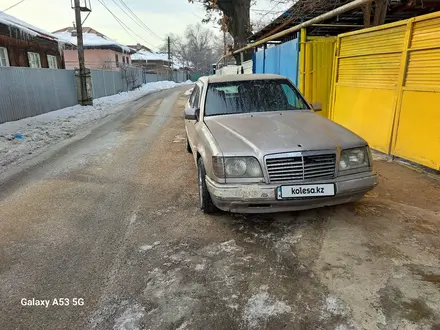 Mercedes-Benz E 230 1988 года за 890 000 тг. в Алматы – фото 6