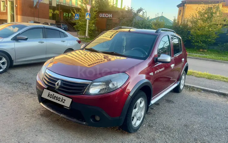 Renault Sandero Stepway 2013 года за 4 100 000 тг. в Астана