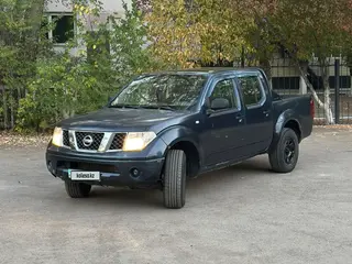Nissan Navara, 2009