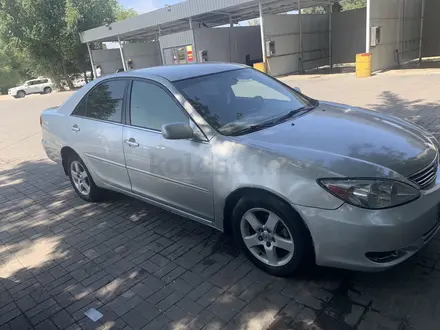 Toyota Camry 2002 года за 3 700 000 тг. в Тараз – фото 2