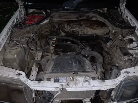 Mercedes-Benz E 230 1989 года за 400 000 тг. в Алматы – фото 7