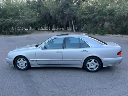 Mercedes-Benz E 320 2000 года за 4 500 000 тг. в Алматы – фото 5