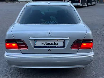 Mercedes-Benz E 320 2000 года за 4 500 000 тг. в Алматы – фото 7